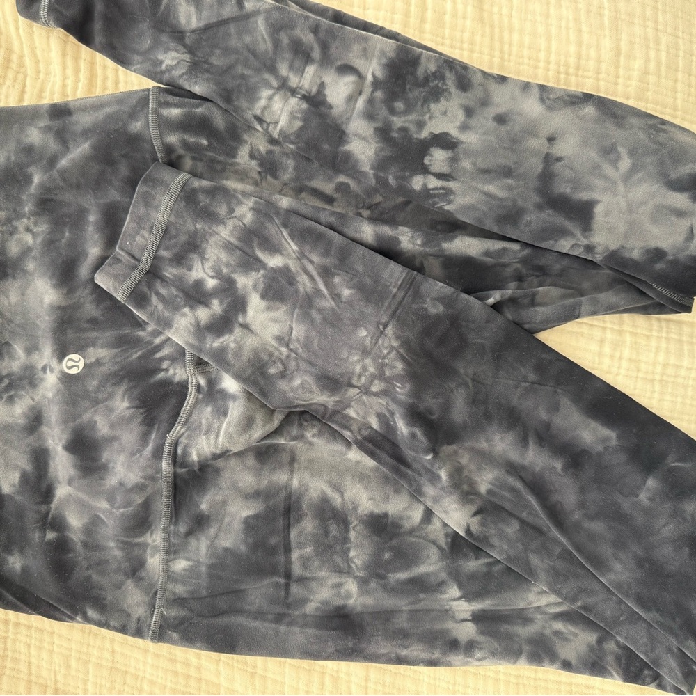Lululemon Gray Tie-Dye Leggings
